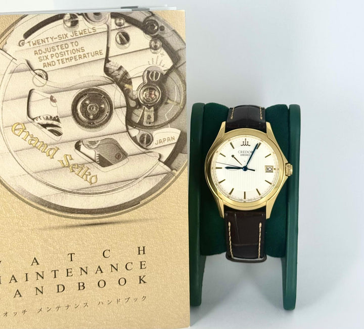 Grand Seiko Credor Spring Drive Movement Very rare with papers 18k Massive Gold with instrucions Book Hybrid 38.5 mm