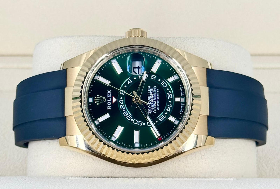 Rolex Sky-Dweller 2025 Full Set 99% New Green Dial