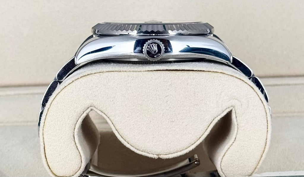 Rolex Sky-Dweller Komplettset wie neu nach Service 2021