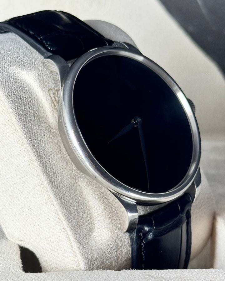 H.Moser & Cie. Venturer VantaBLACK Limited Edition Venturer 2021 NEW UNWORN FULL SET