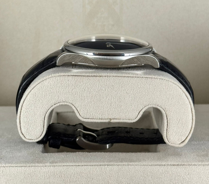 H.Moser & Cie. Venturer VantaBLACK Limited Edition Venturer 2021 NEW UNWORN FULL SET
