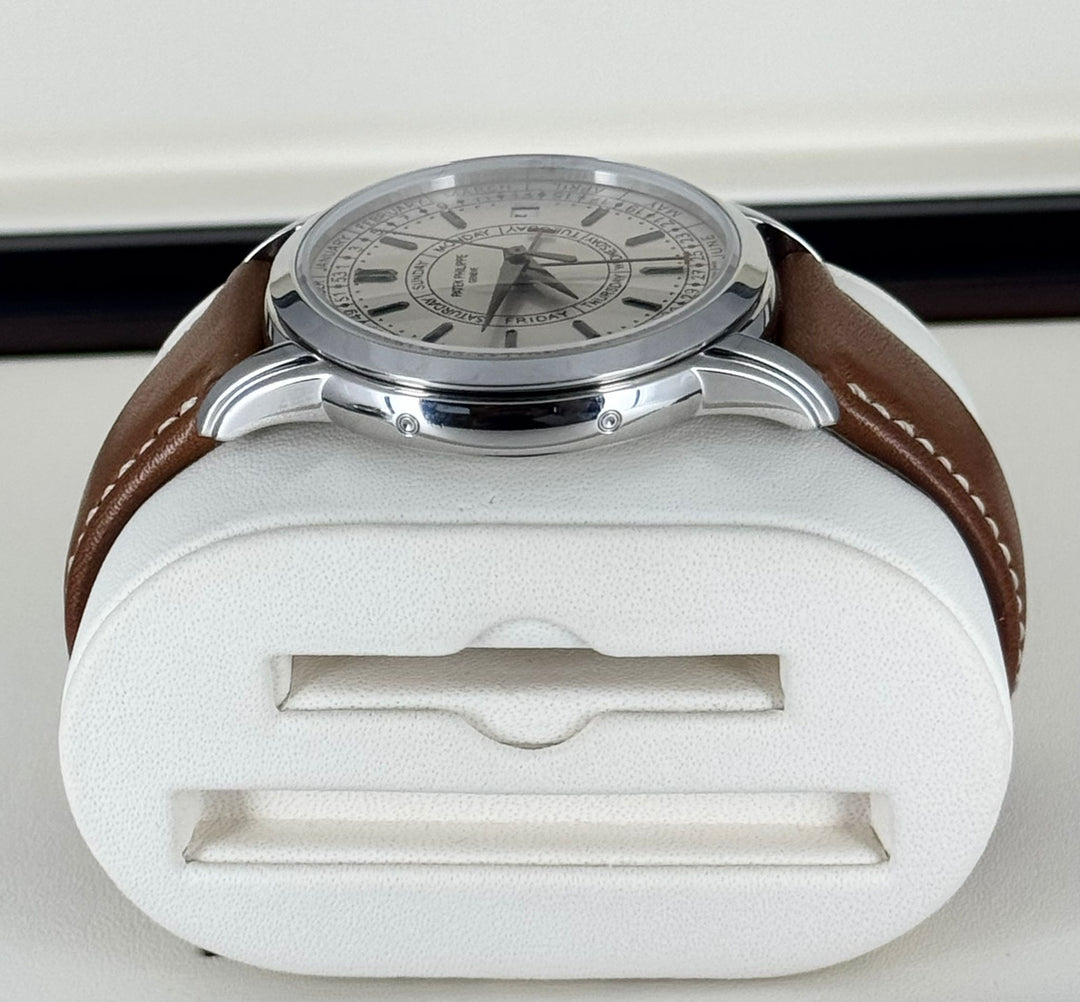 Patek Philippe Calatrava Weekly Calendar Unworn 2024 full set