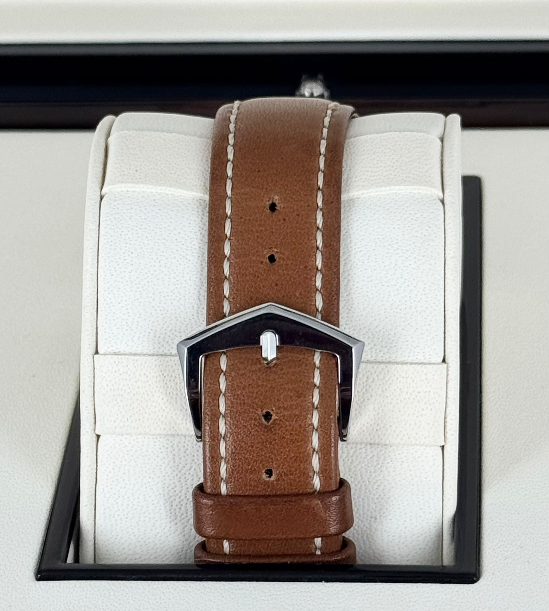 Patek Philippe Calatrava Weekly Calendar Unworn 2024 full set