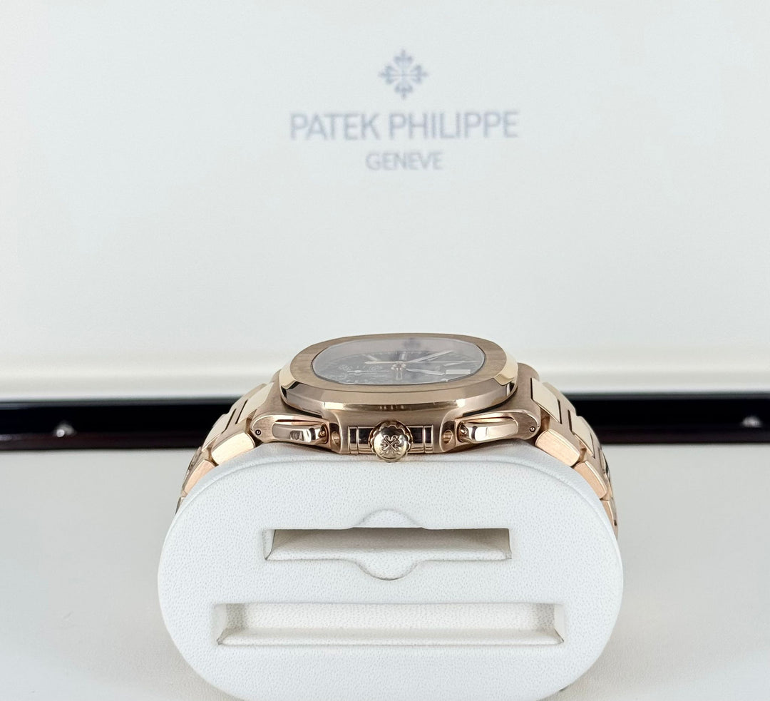 Patek Philippe Nautilus, Rose Gold, Chronograph, Full set