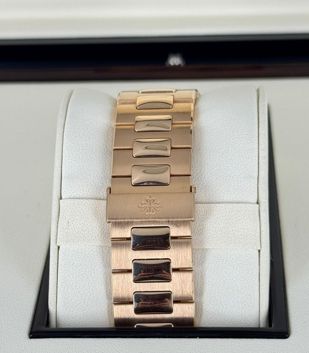 Patek Philippe Nautilus, Rose Gold, Chronograph, Full set