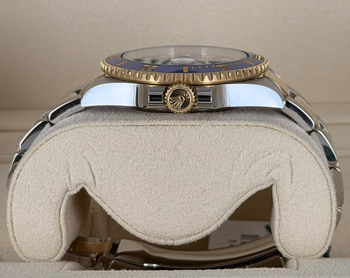 Rolex Submariner Date Bluesy 2018 EU papers Box and Papers Like New