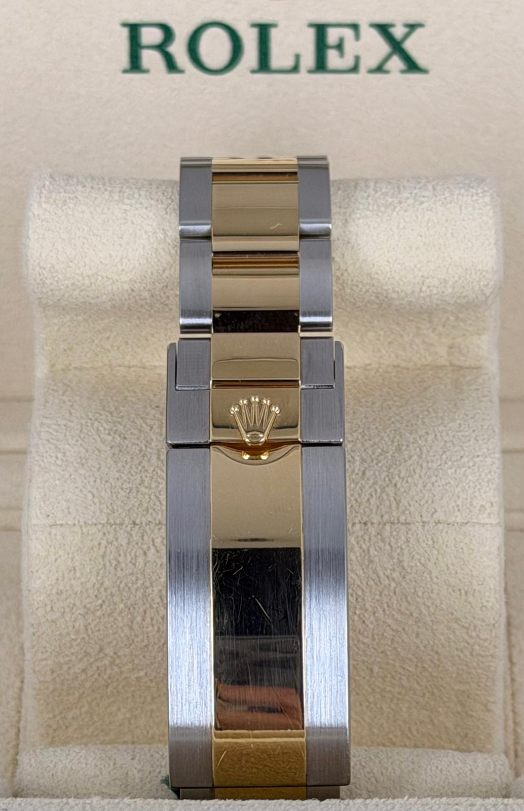 Rolex Submariner Date Bluesy 2018 EU-Papiere Box und Papiere wie neu