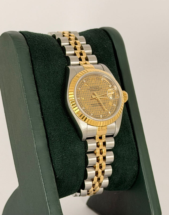 Rolex Lady-Datejust Full Set Like New Speical Diamonds Dial