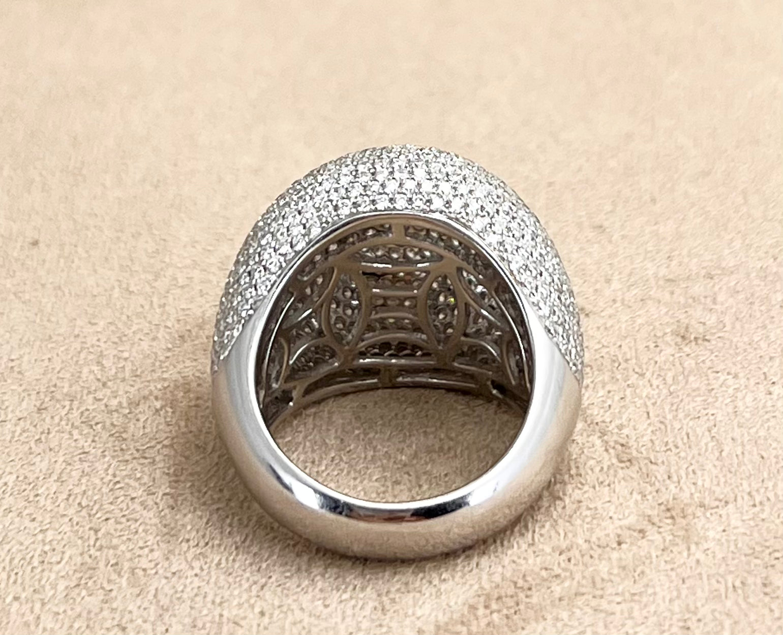 Pavé-Diamantring
