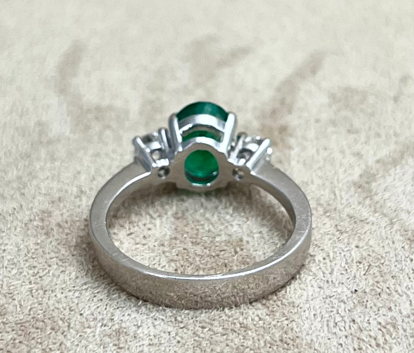 Smaragd-Diamantring