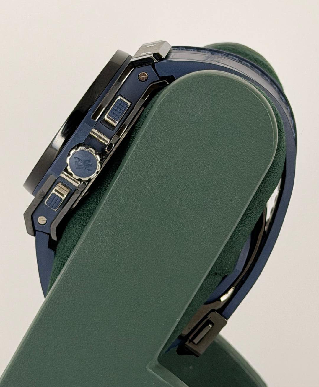 Hublot Big Bang Blue Diamonds full set mint Condition Like New