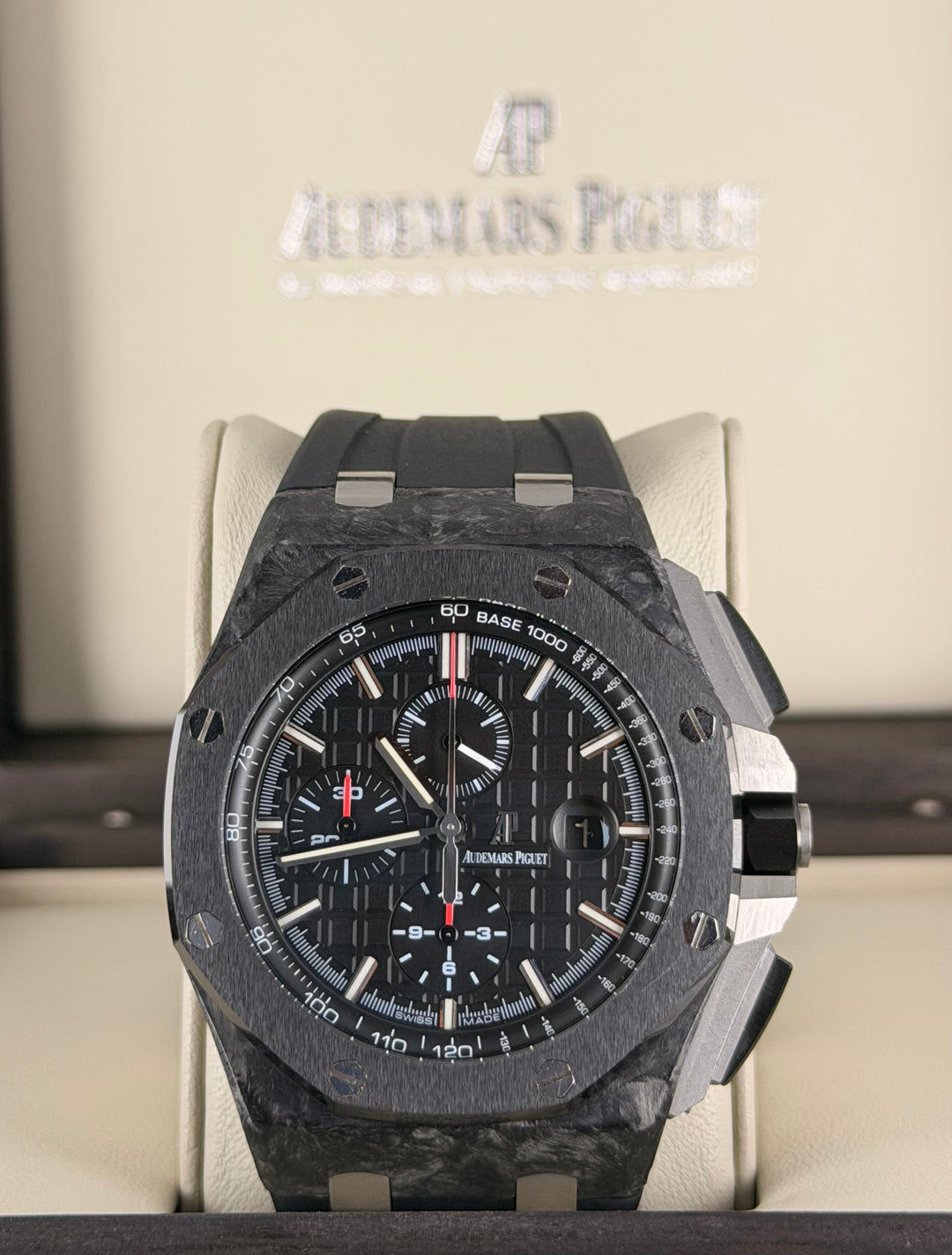 Audemars Piguet Royal Oak Offshore Chronograph Carbon Like new Full set+ AP SERVICE Mint Condition under manufacture warnnt