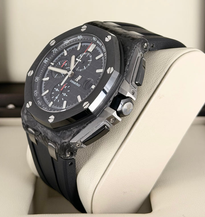 Audemars Piguet Royal Oak Offshore Chronograph Carbon Like new Full set+ AP SERVICE Mint Condition under manufacture warnnt
