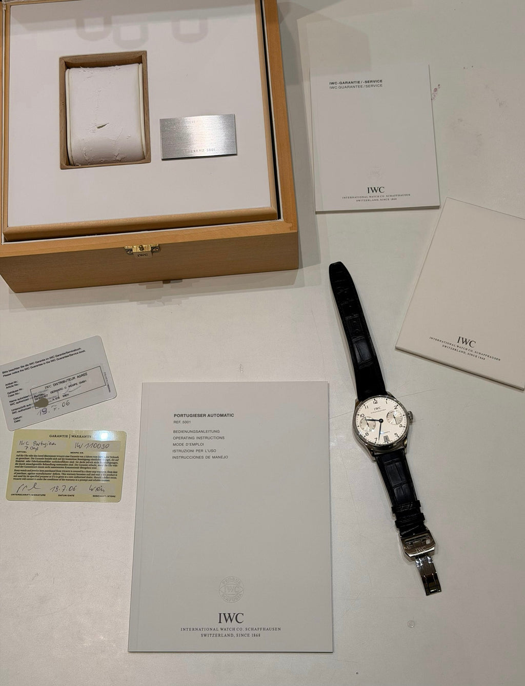 IWC Schaffhausen Portuguese Automatic IW5001 Full Set Blau, neuwertiger Zustand