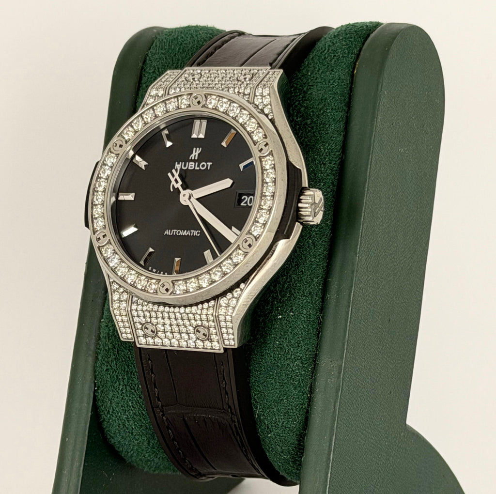 Hublot Classic Fusion Werksdiamanten, 99 % neuwertiger Zustand