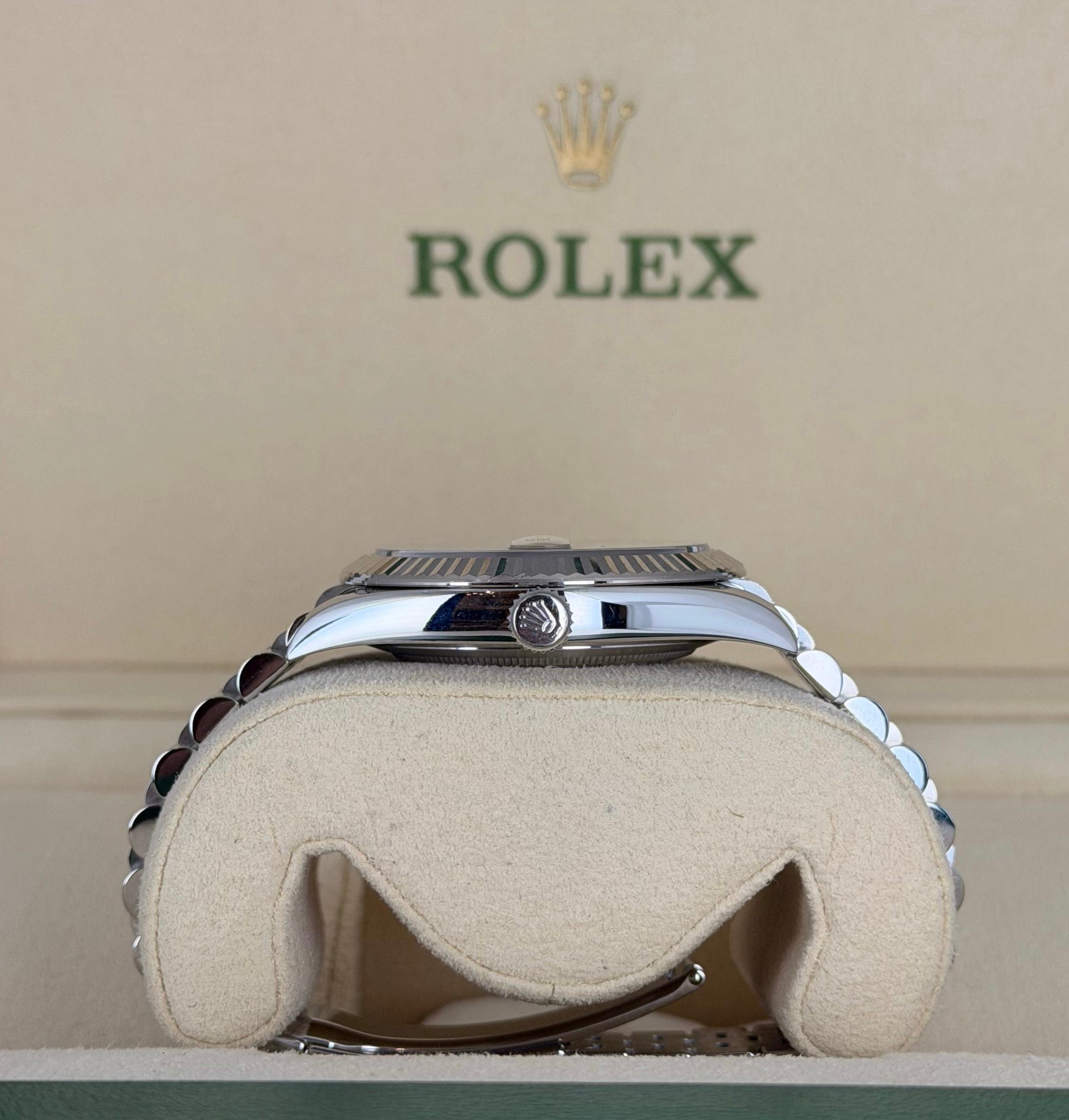 Rolex Datejust 41 Blaues Zifferblat mit Diamanten Bj 2020 Wie Neu Box und Pap