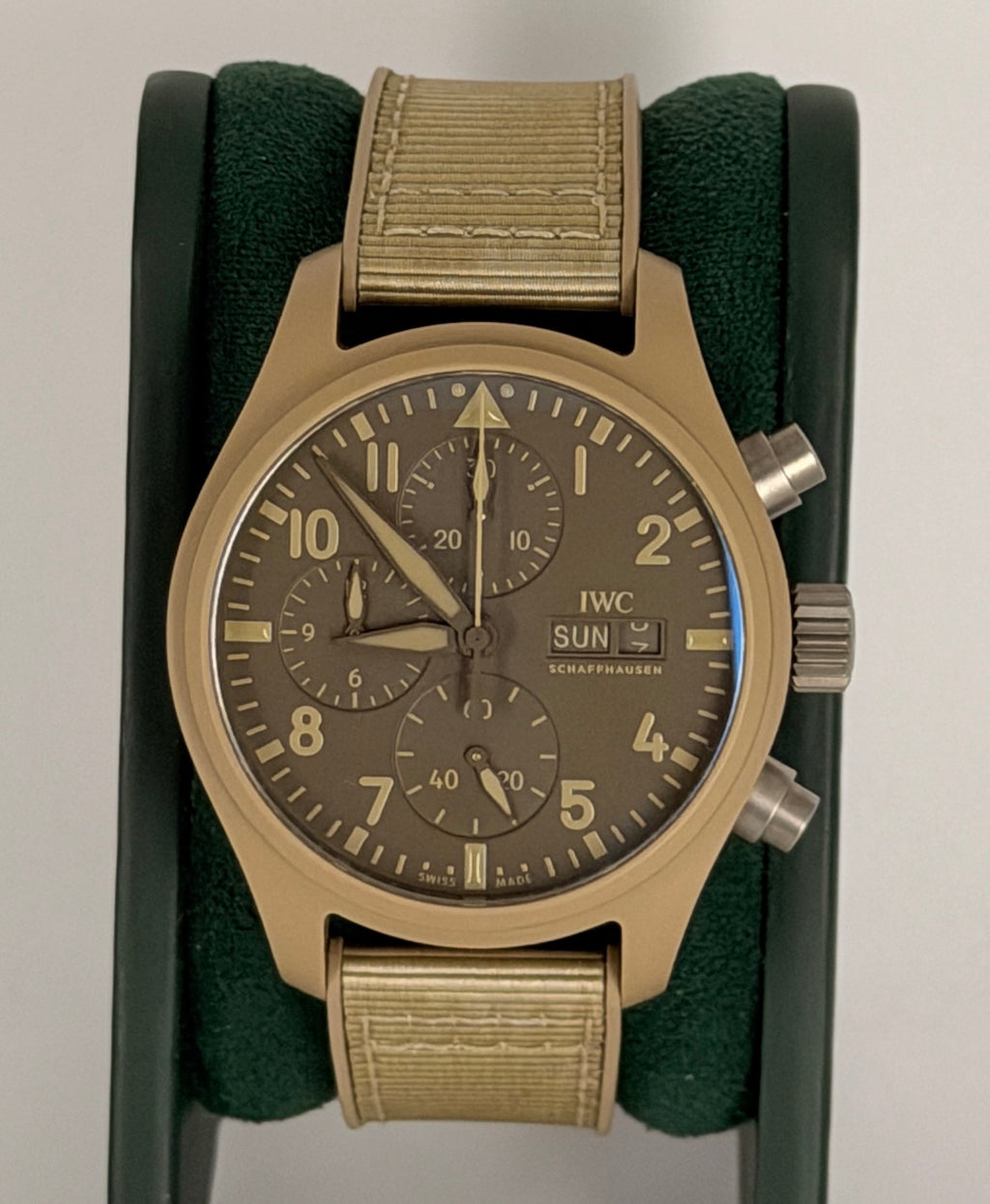 IWC Pilot Chronograph Top Gun 41 Top Gun Mojave Desert Uhr Chronograph 2024 wie neu, Full Set, Zustand neuwertig