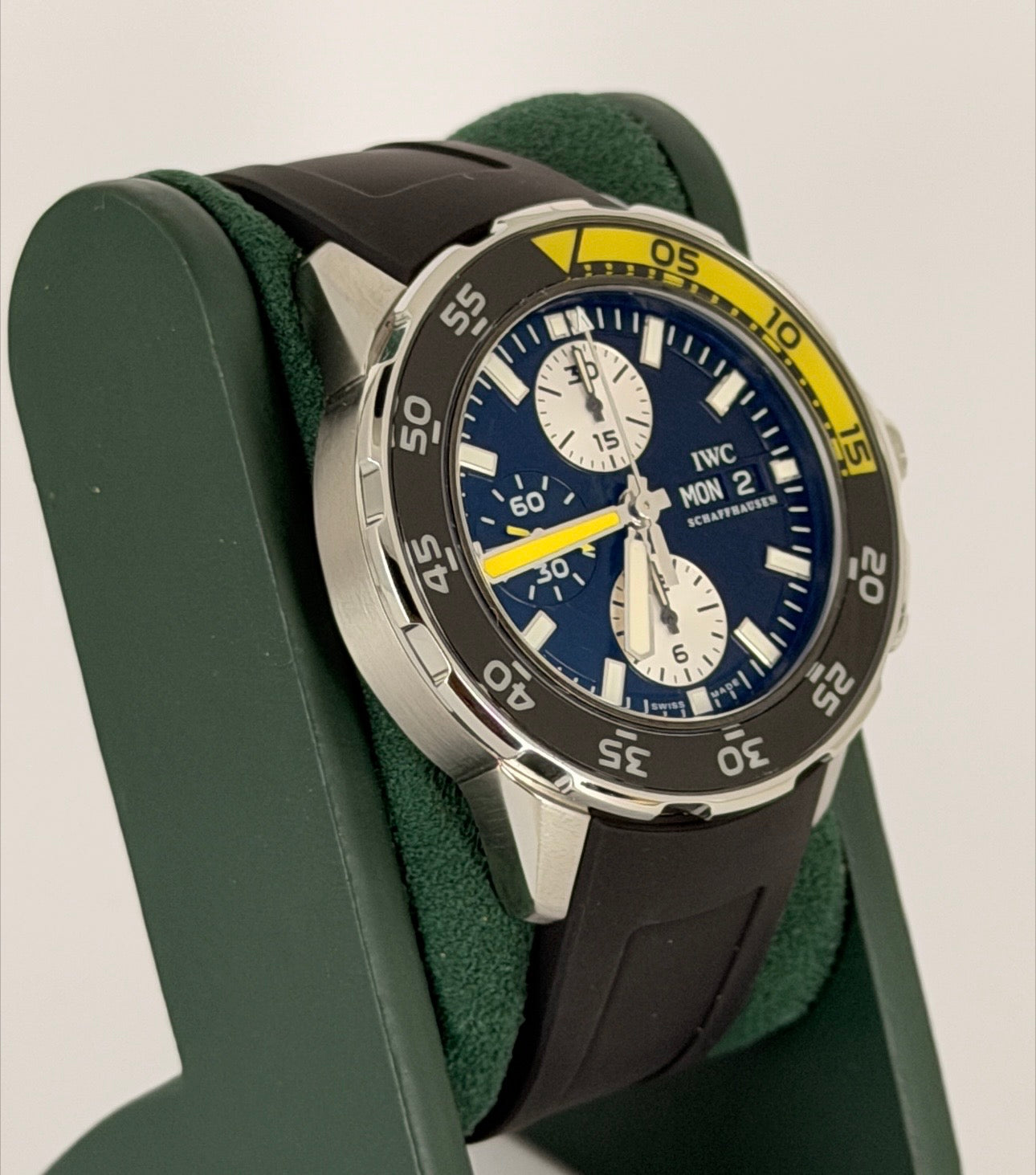 IWC Aquatimer Chronograph mit Box und Papieren + neues Armband