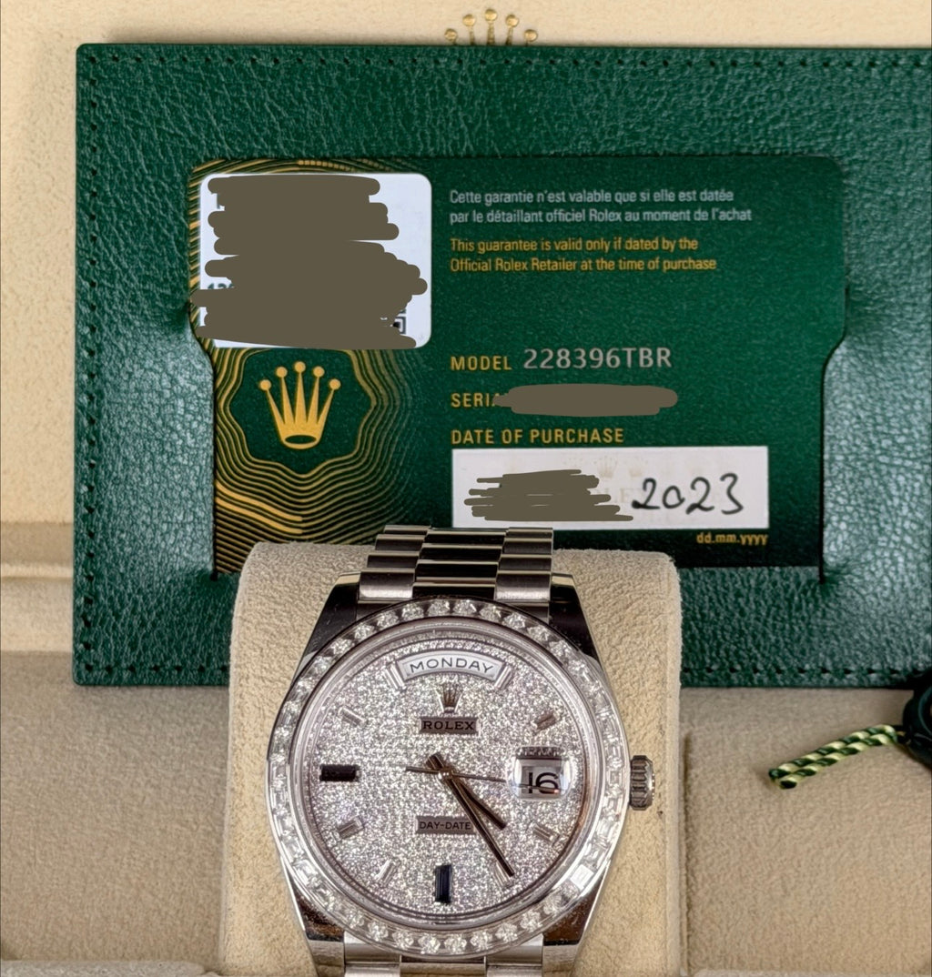 Rolex Day-Date 40 Werksseitige Diamanten, Platin, 2023, wie neu, UNPOLIERT!