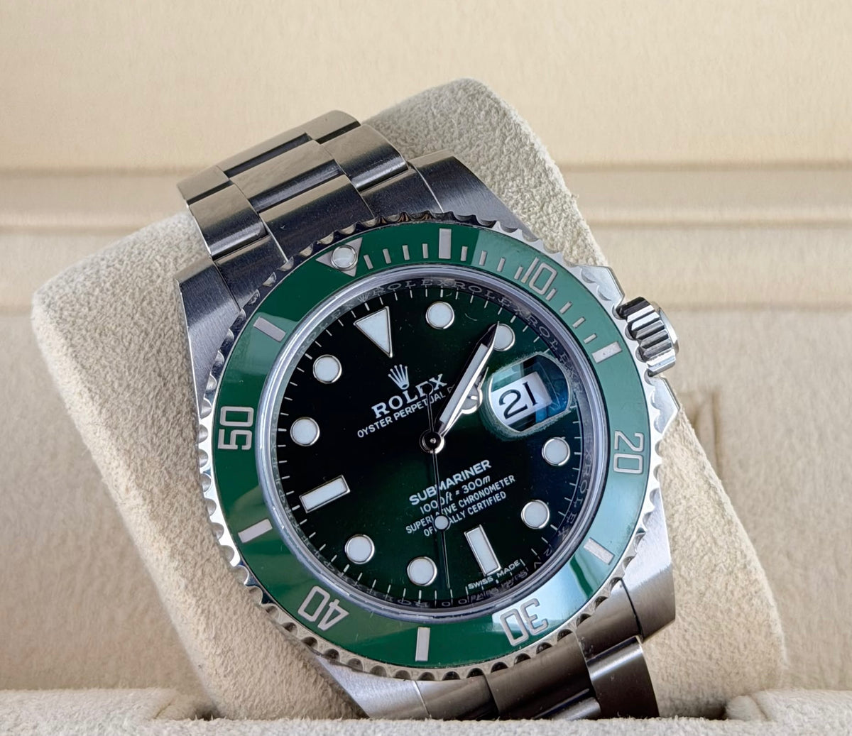 Rolex Submariner Date Hulk, unpoliert, 2016, LC Österreich, im kompletten Set, neuwertig