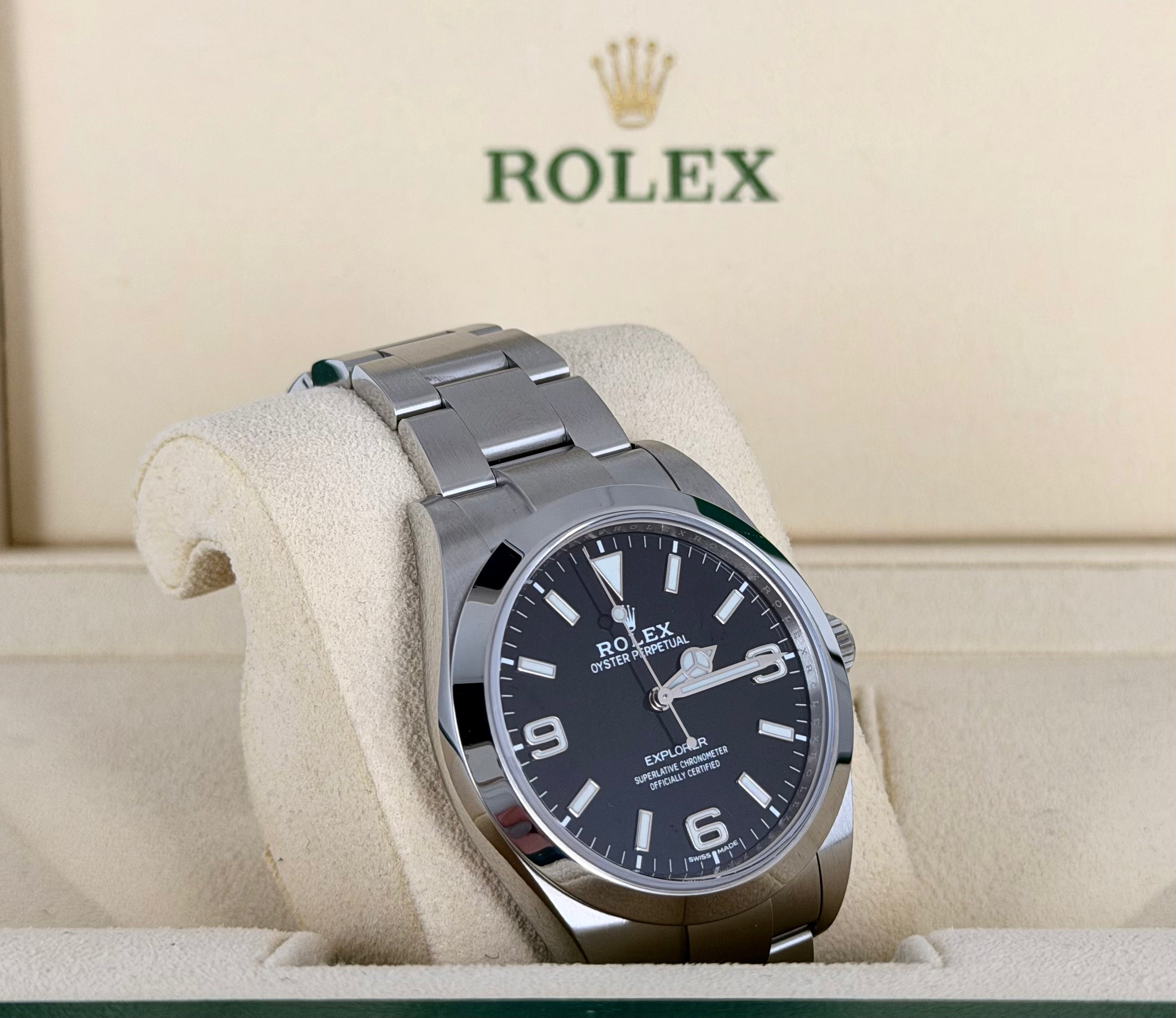 Rolex Explorer 39, Full Set, 2021, neuwertiger Zustand, neue NFC-Karte.