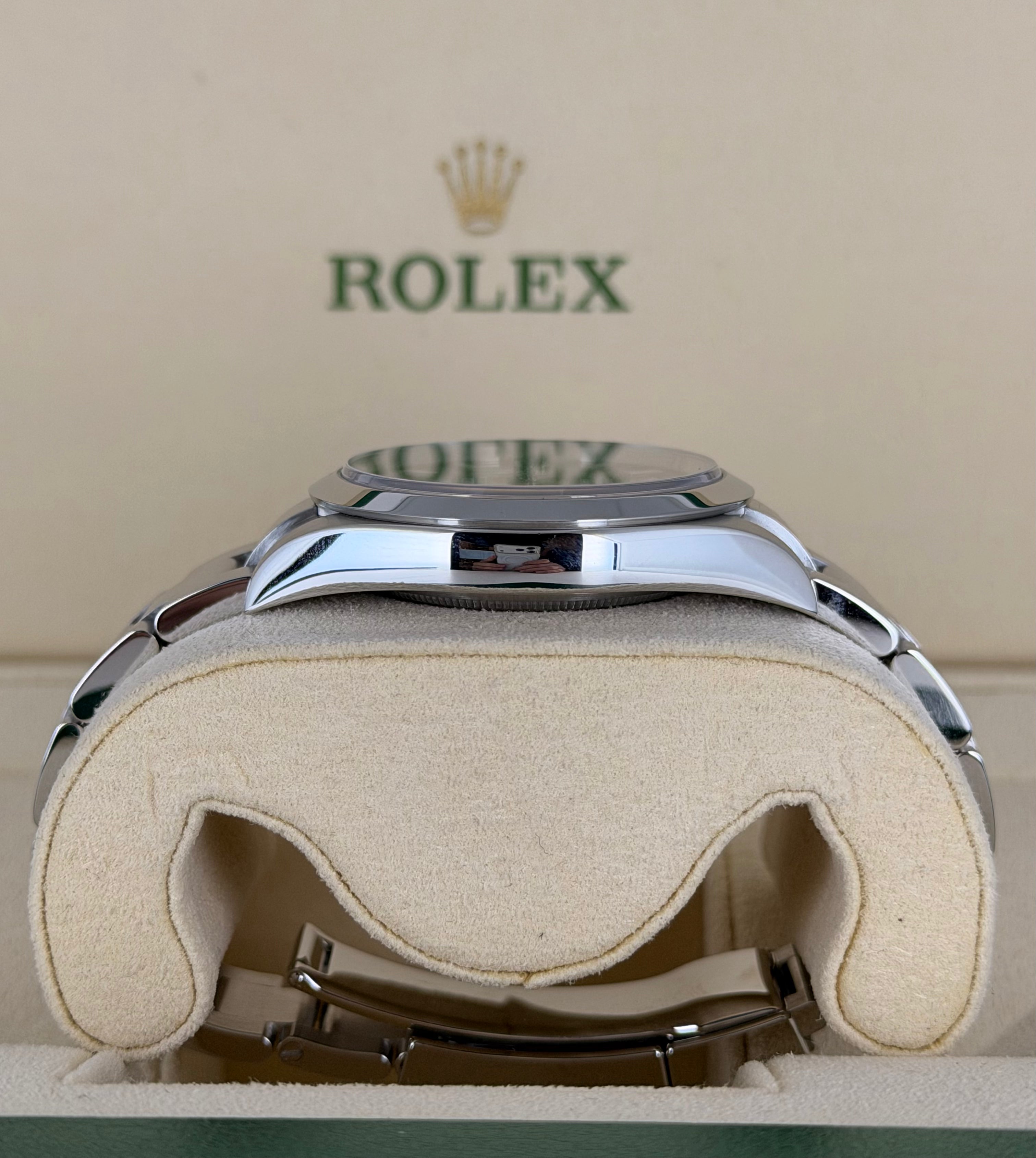 Rolex Explorer 39, Full Set, 2021, neuwertiger Zustand, neue NFC-Karte.
