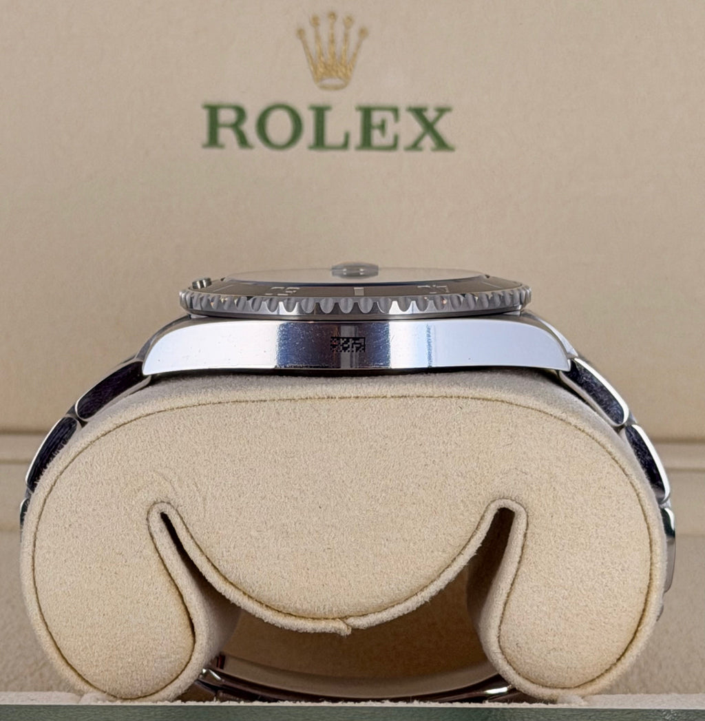 Rolex Submariner Date mit Stickern und QR-Code, neu, Full Set