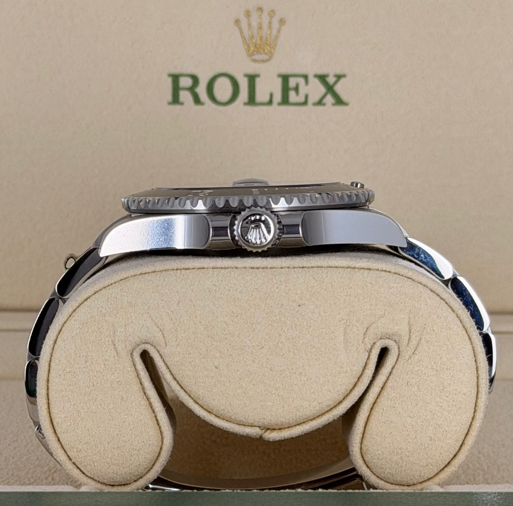 Rolex Submariner Date mit Stickern und QR-Code, neu, Full Set