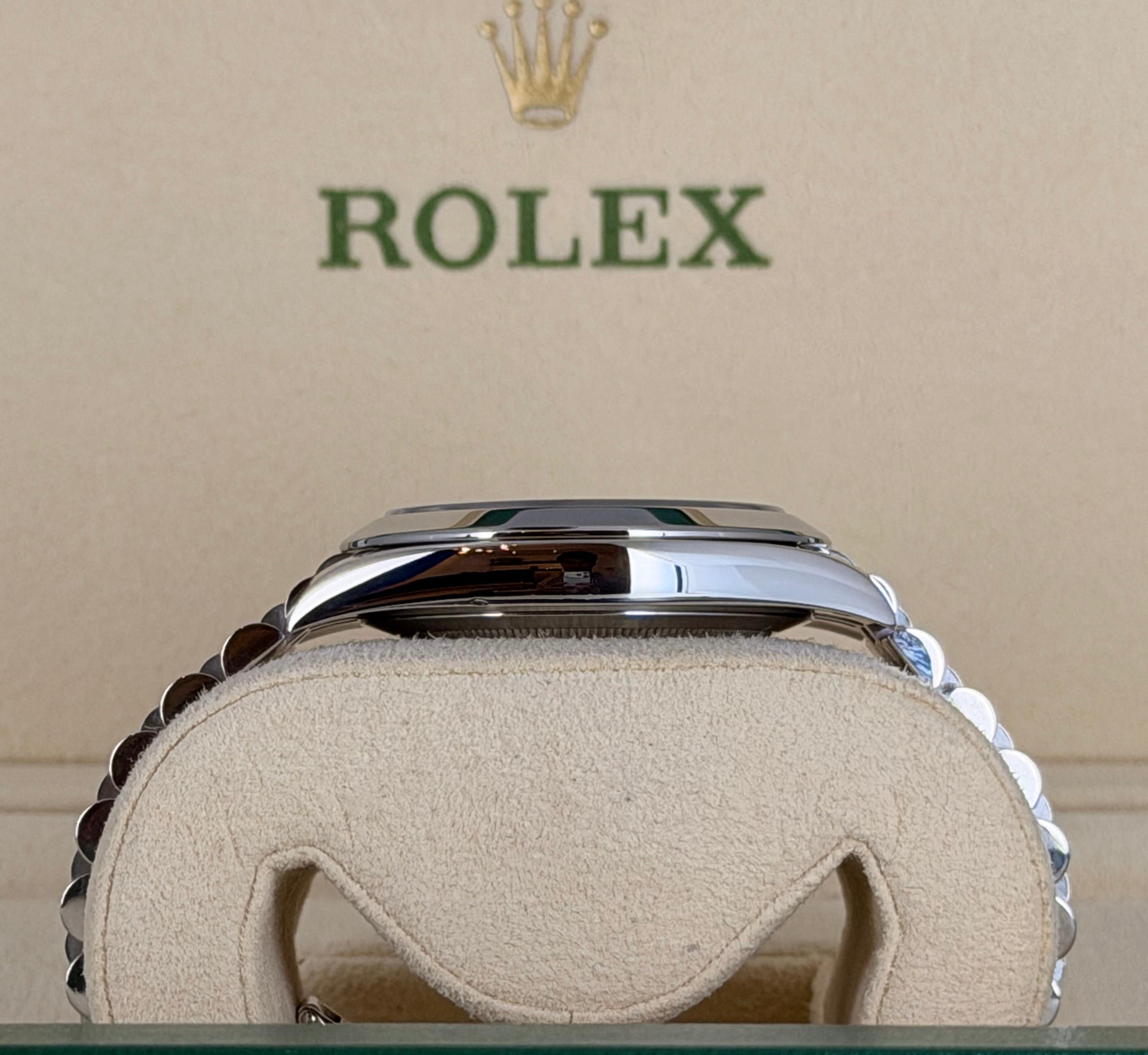 Rolex Datejust 41 Blaues Zifferblatt mit Stabindizes, Jubilee-Armband, Full Set 2020