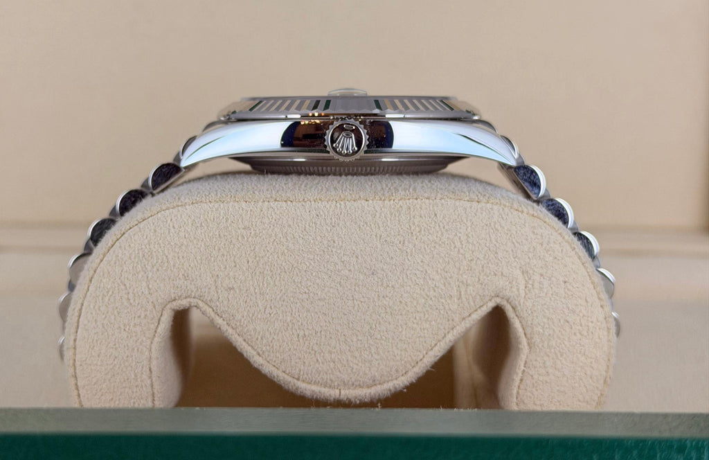 Rolex Datejust 41 Neu, ungetragen 2022, Full Set LC 126