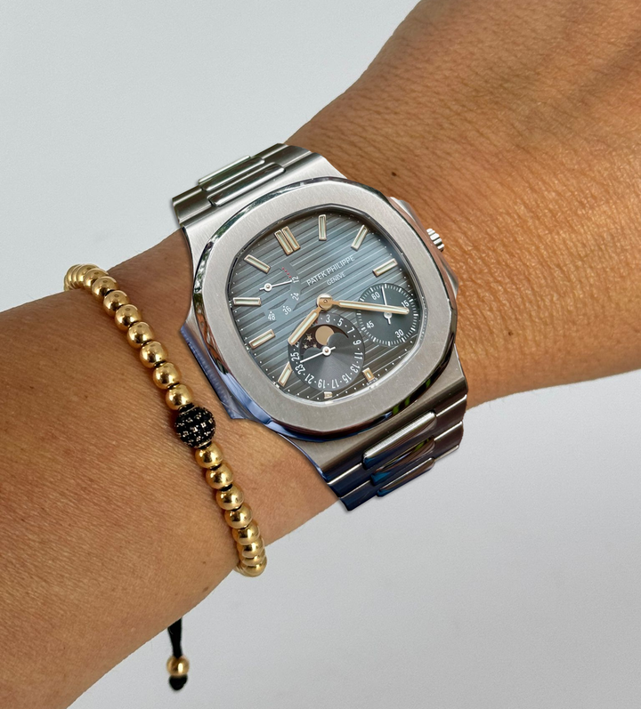 Nautilus Moon Phase