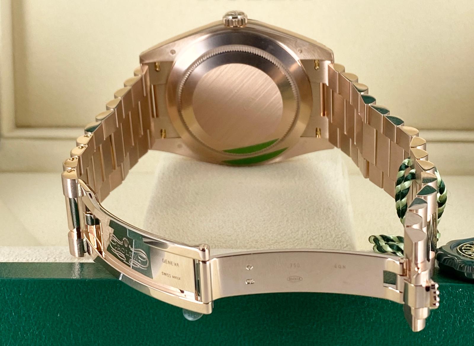 Rolex Day-Date Everose Gold mit Baguette-Diamanten