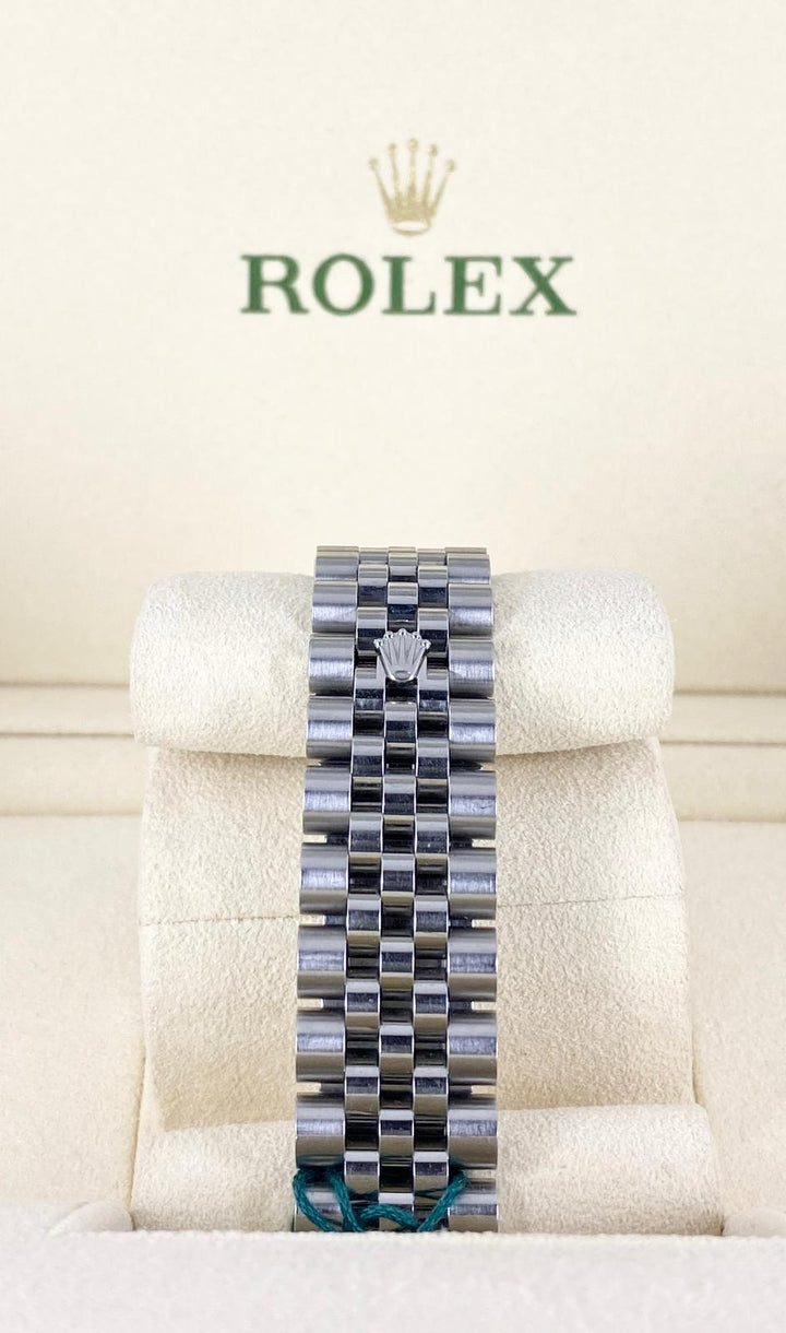 Rolex Datejust II, Black concentric dial, Box and papers
