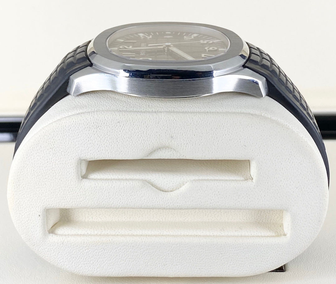 Patek Philippe Aquanaut, Full set, 2014, Black dial, Rubber strap