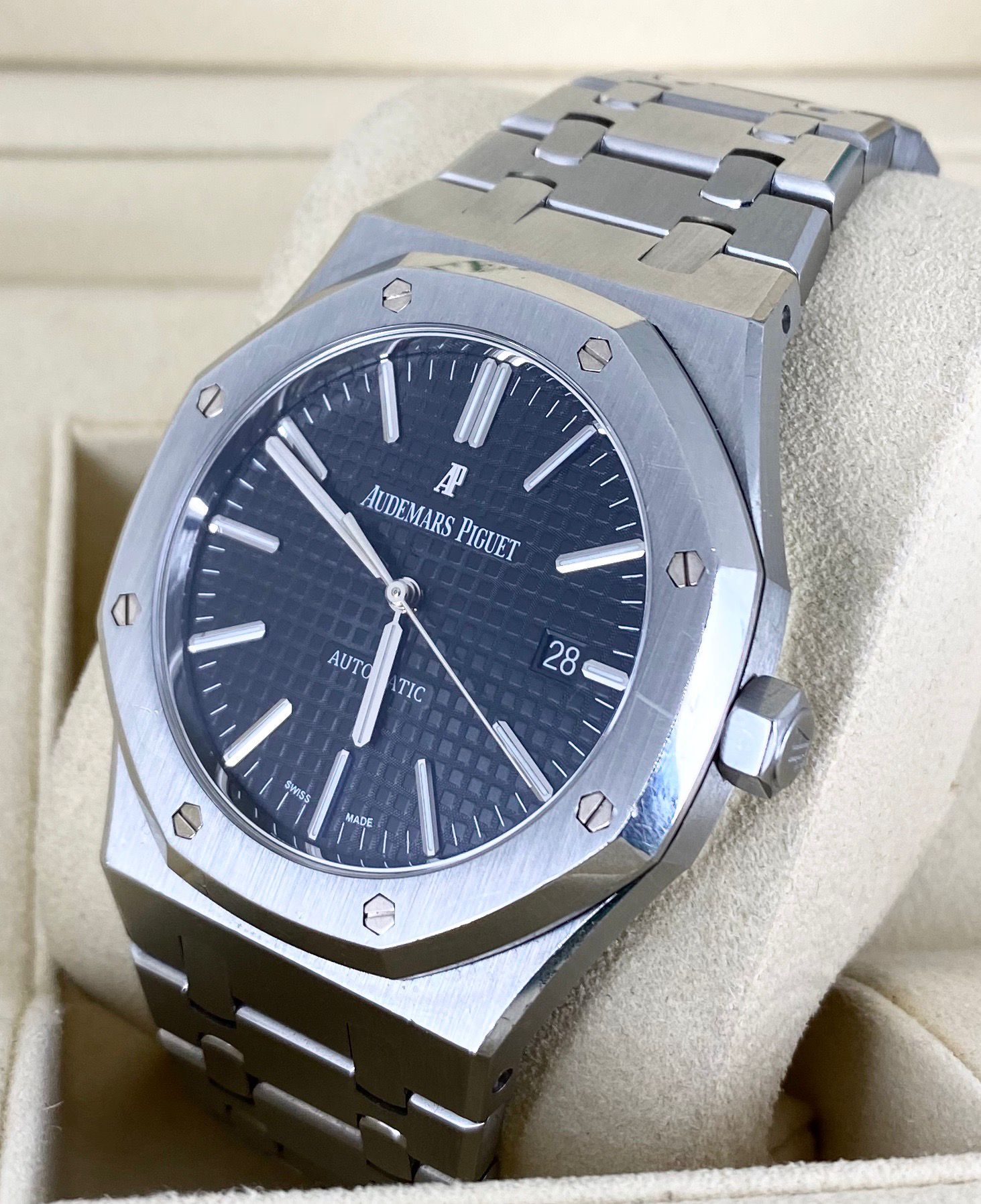 Audemars Piguet Royal Oak Selbstaufzug, 41 mm Stahl, schwarzes Zifferblatt