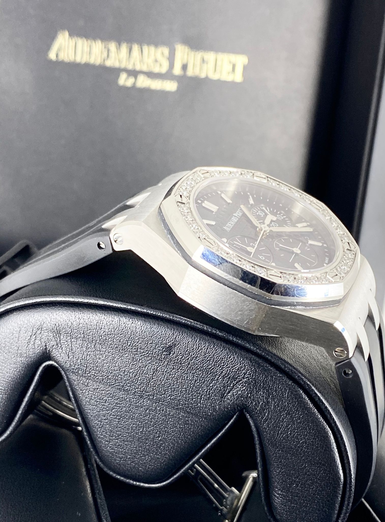 Audemars Piguet Royal Oak Offshore Lady, Komplettset 2017, mit Diamanten
