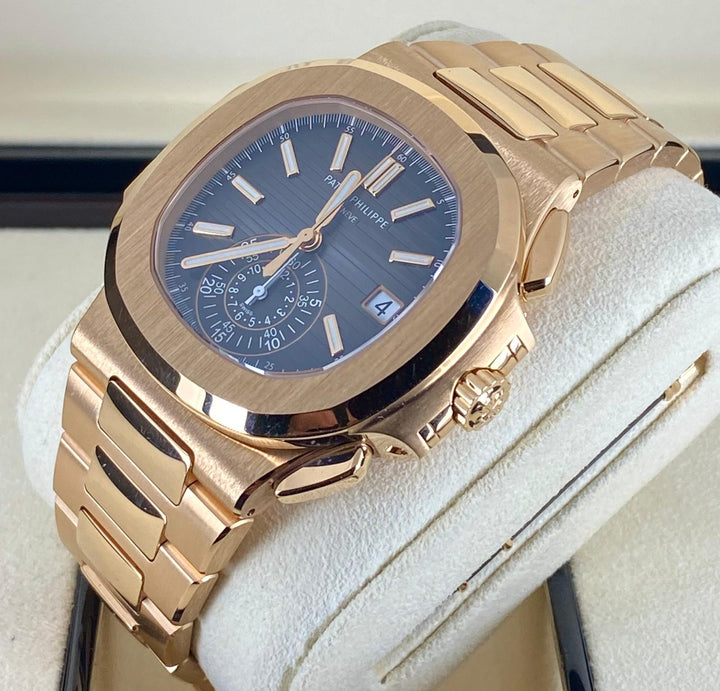 Patek Philippe Nautilus, Rose Gold, Chronograph, Full set