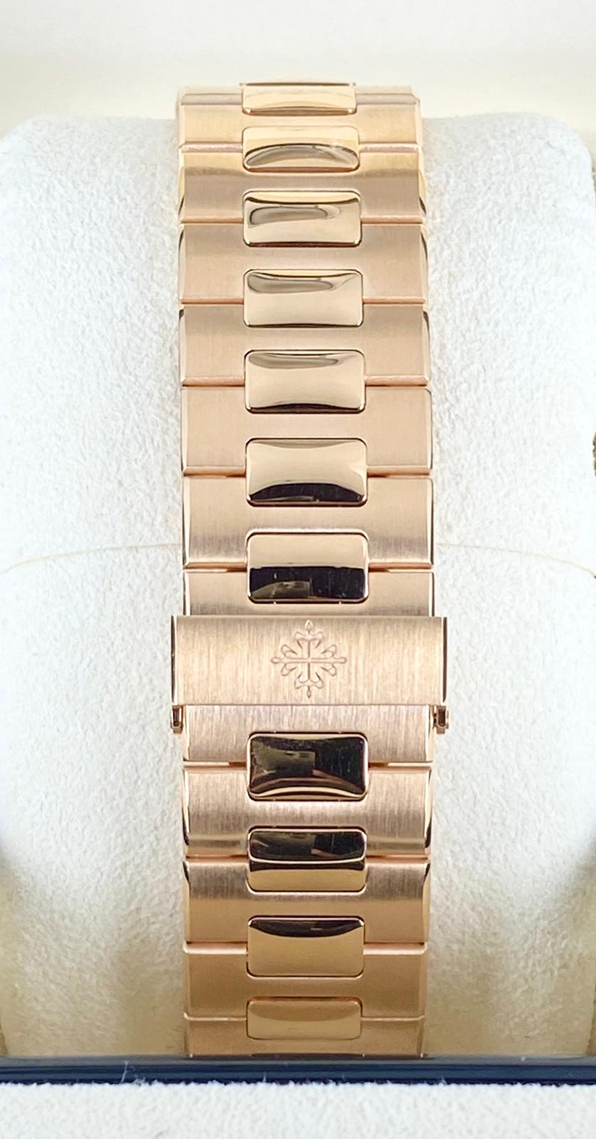Patek Philippe Nautilus, Rose Gold, Chronograph, Full set
