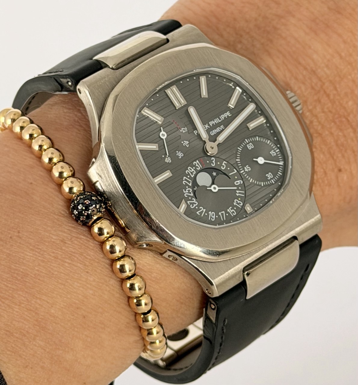 Patek Philippe Nautilus, 2009, sehr guter Zustand, Box und Papiere
