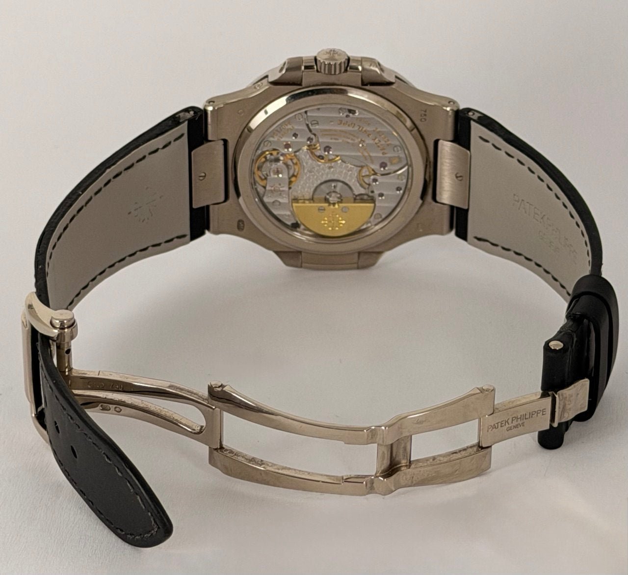 Patek Philippe Nautilus, 2009, sehr guter Zustand, Box und Papiere
