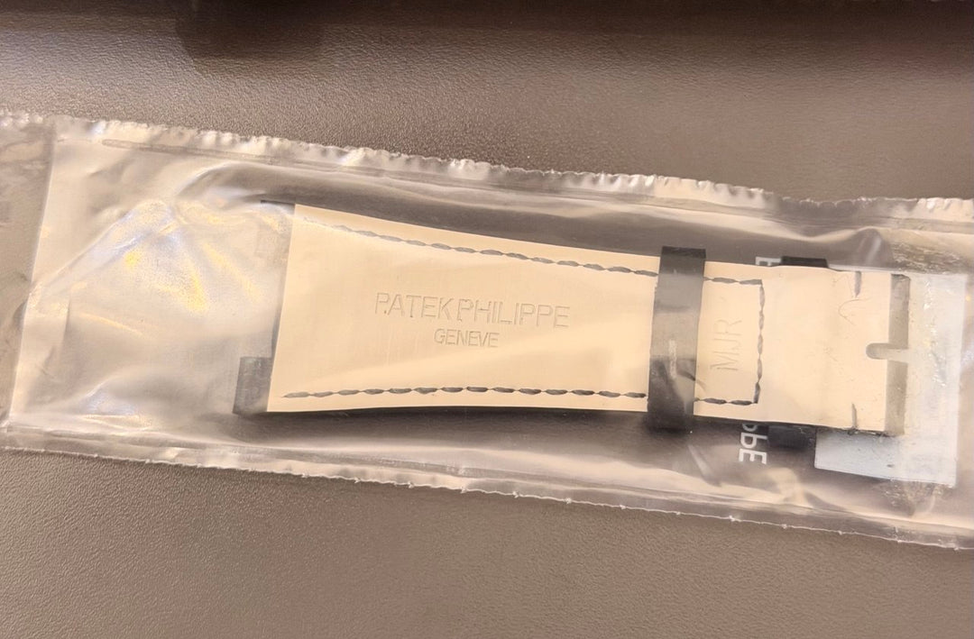 Patek Philippe Nautilus 2009 Very good Condition Box and Papers