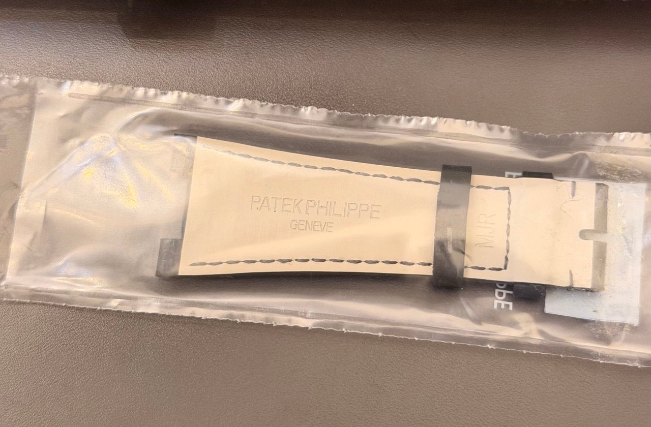 Patek Philippe Nautilus, 2009, sehr guter Zustand, Box und Papiere