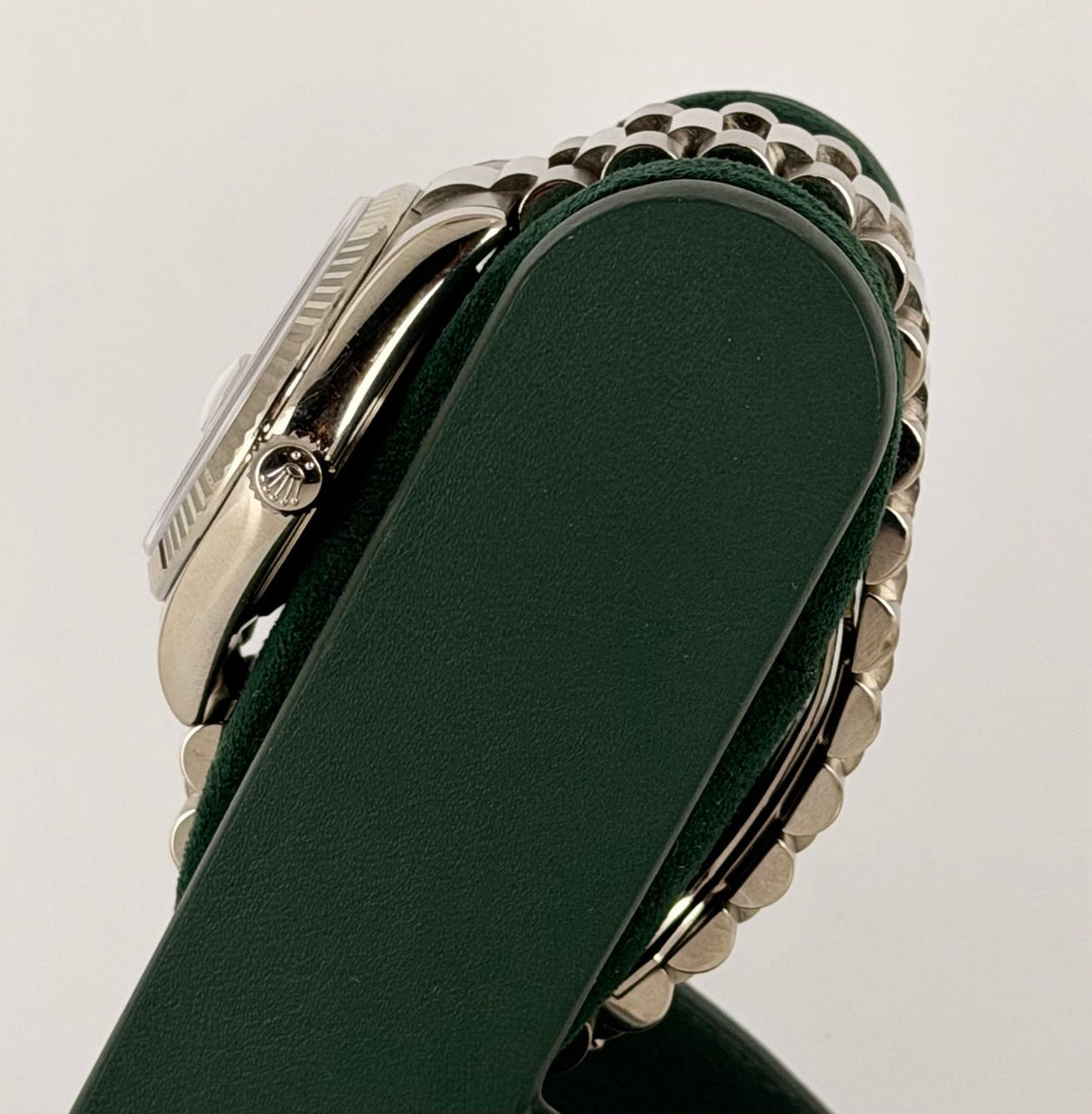 Rolex Day-Date 36 Cherry Dial Full Set Like New No Stretch Vienna Set