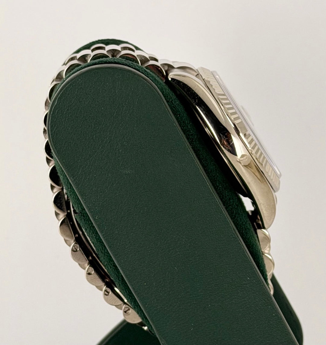 Rolex Day-Date 36 Cherry Dial Full Set Like New No Stretch Vienna Set