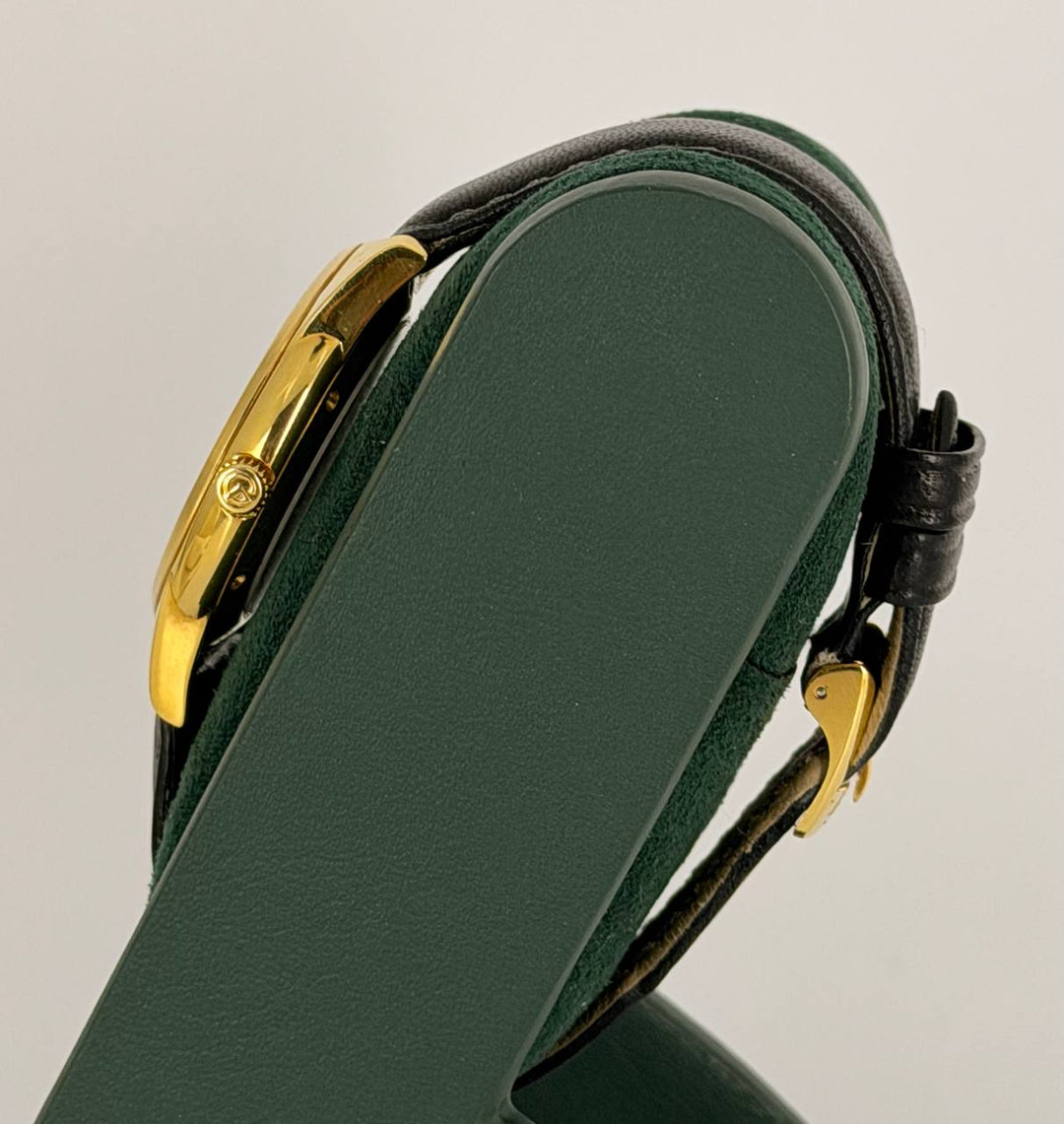 Girard Perregaux 9050 Open Case Back 34 mm 18k Yellow Gold