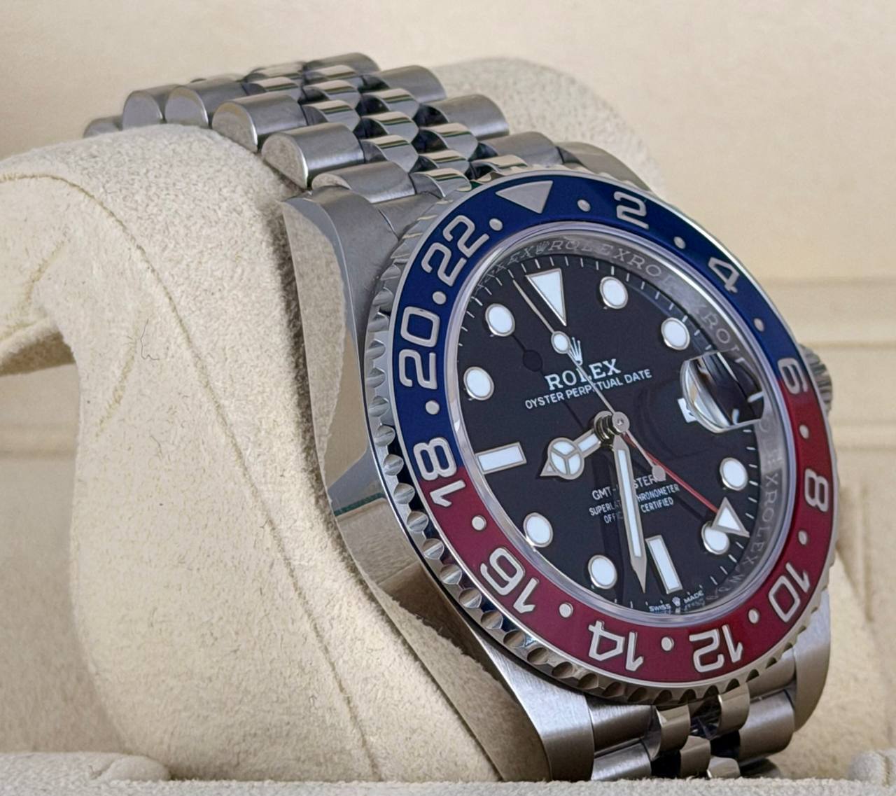 Rolex GMT-Master II Pepsi 2023 wie neu Komplettset