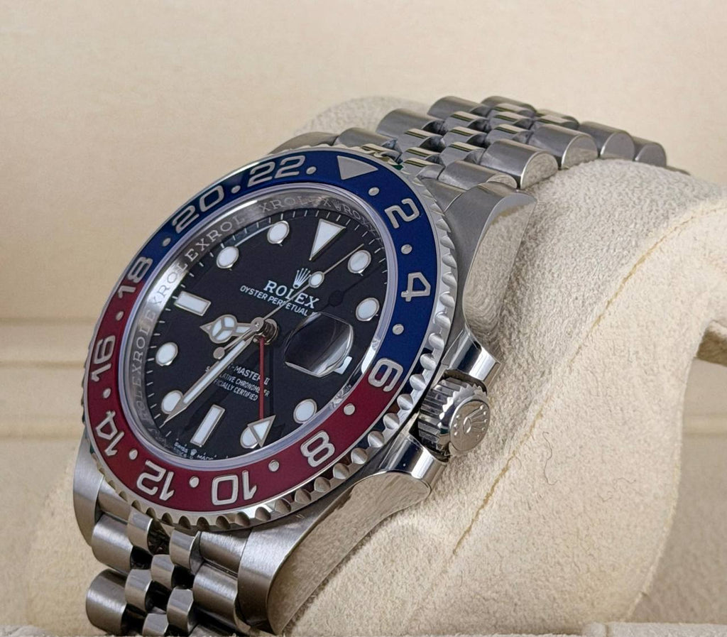 Rolex GMT-Master II Pepsi 2023 wie neu Komplettset