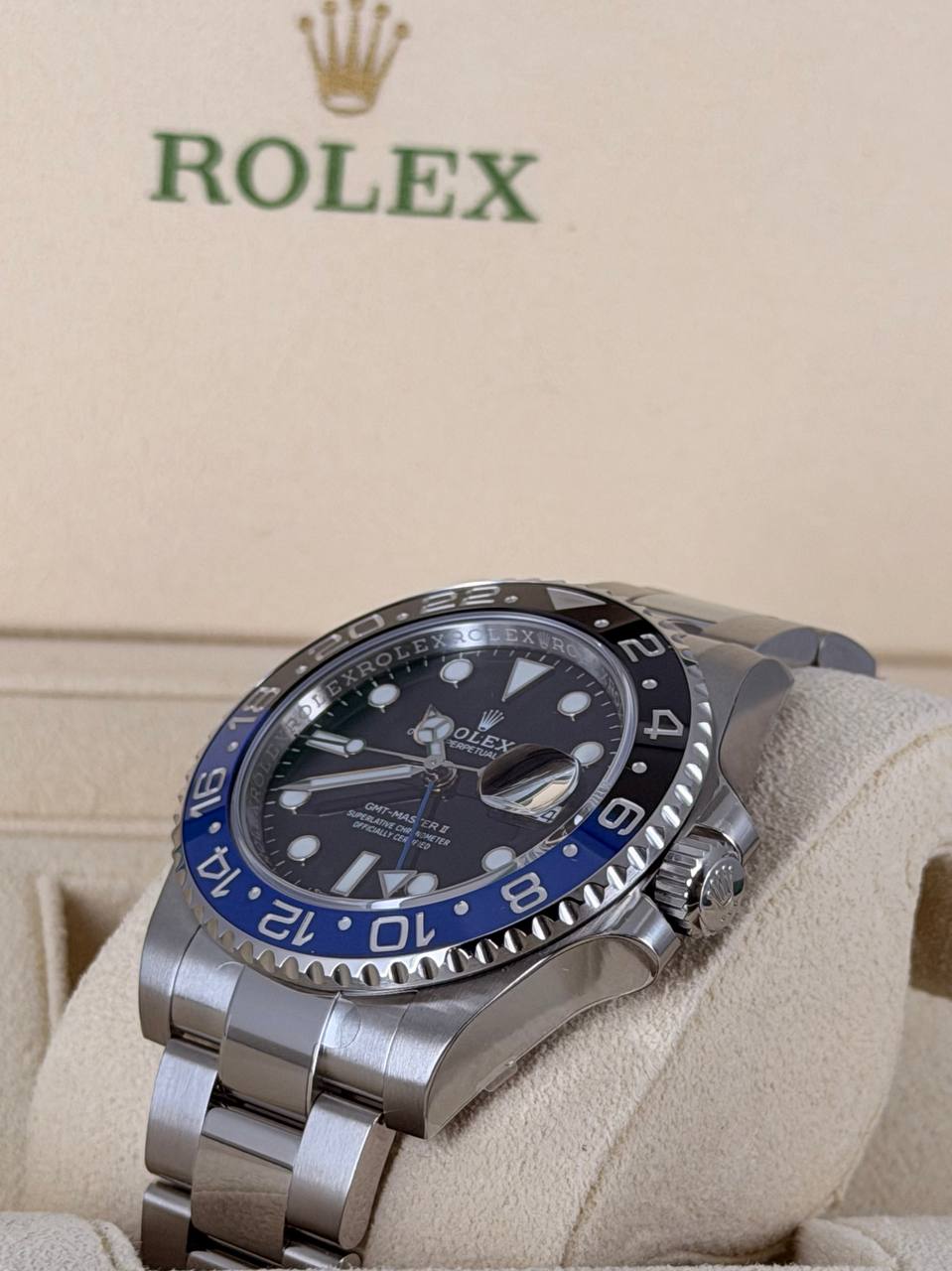 Rolex GMT-Master II "Batman" NEW OLD STOCK STICKERED WATCH FULL SET LC 126