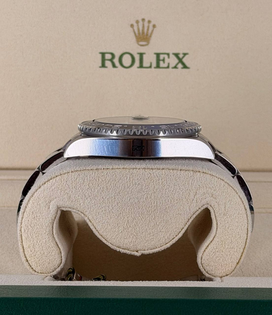 Rolex GMT-Master II "Batman" NEW OLD STOCK STICKERED WATCH FULL SET LC 126