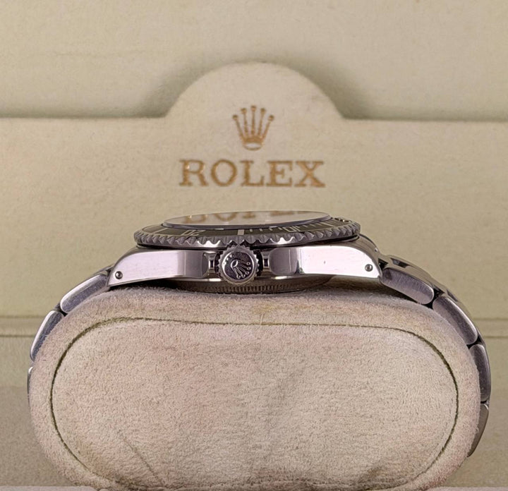 Rolex Submariner (No Date) Full Set Like New Long F on Fit